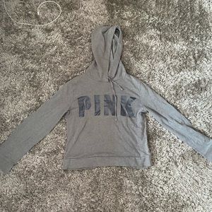 Long sleeve pullover hoodie